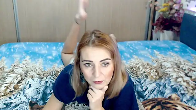 Snapshot of MirabelaSweet chatting on 02/18/25, 06:26 MirabelaSweet online show from 02/18/25, 06:26