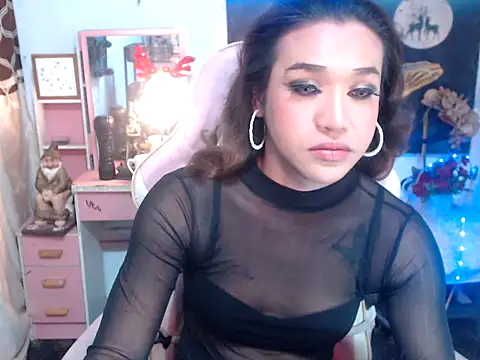 Snapshot of AsianMariaTs chatting on 10/07/25, 02:03 AsianMariaTs online show from 10/07/25, 02:03