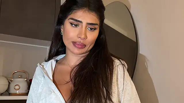 ArabicBarbie online show from 11/27/25, 10:23