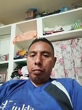 Snapshot of desnudo_Sexoxo chatting on 02/12/25, 12:16 desnudo Sexoxo online show from 02/12/25, 12:16