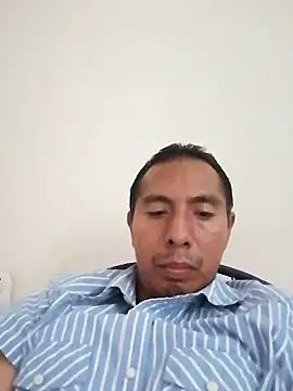 Snapshot of desnudo_Sexoxo chatting on 03/22/25, 11:31 desnudo Sexoxo online show from 03/22/25, 11:31