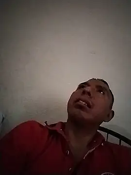 Snapshot of desnudo_Sexoxo chatting on 12/14/25, 08:02 desnudo Sexoxo online show from 12/14/25, 08:02