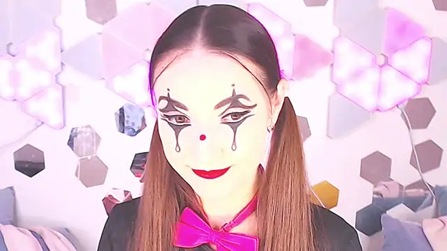 LexiKiss online show from 11/26/25, 10:11