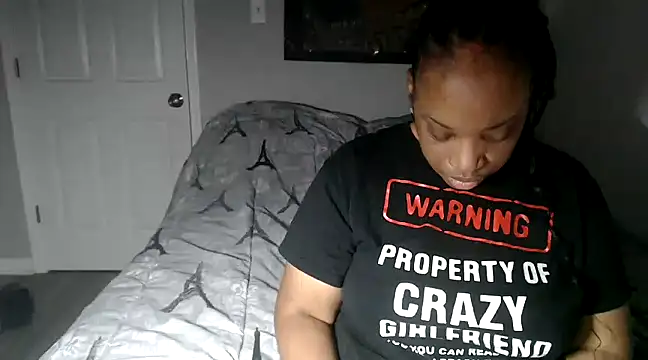 Sexymona1218 online show from 01/01/25, 07:52