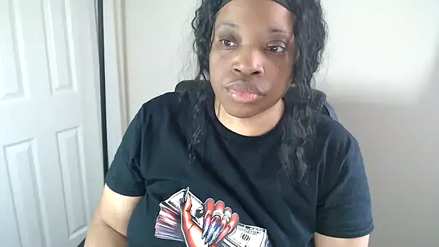 Sexymona1218 online show from 03/20/26, 06:35