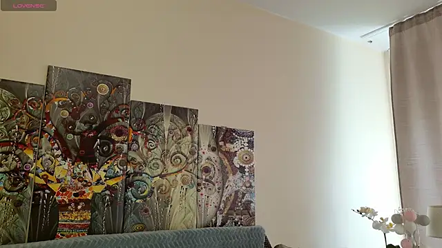 lara heaven online show from 03/08/25, 12:41