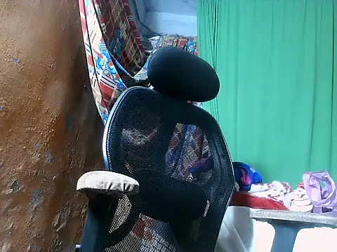 Snapshot of desiboy1101 chatting on 01/26/25, 10:55 desiboy1101 online show from 01/26/25, 10:55