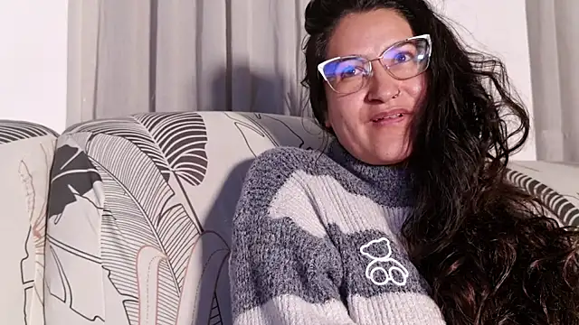 DeesseLuxure online show from 03/27/26, 06:30