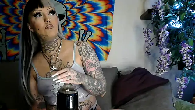 RoxxyInk online show from 01/14/25, 10:02