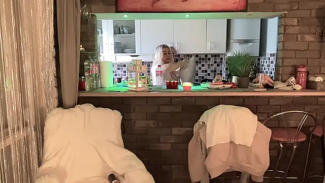 Snapshot of Monageil chatting on 02/02/25, 09:08 Monageil online show from 02/02/25, 09:08