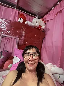 Snapshot of sweetieme chatting on 02/04/25, 09:49 sweetieme online show from 02/04/25, 09:49