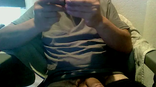 Snapshot of loozamangos chatting on 09/25/25, 12:25 loozamangos online show from 09/25/25, 12:25