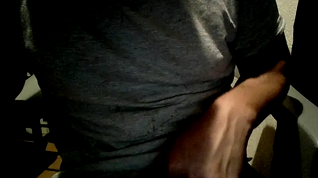 Snapshot of loozamangos chatting on 10/06/25, 02:53 loozamangos online show from 10/06/25, 02:53