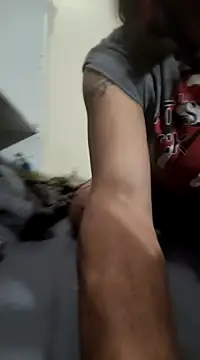 Snapshot of sissyvee chatting on 02/21/25, 02:38 sissyvee online show from 02/21/25, 02:38