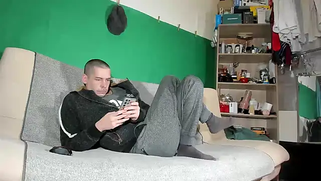 viraglaci18xh online show from 02/07/26, 05:55