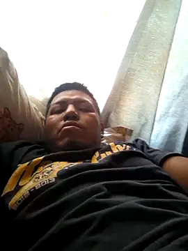 juliopantoja online show from 05/01/26, 04:00