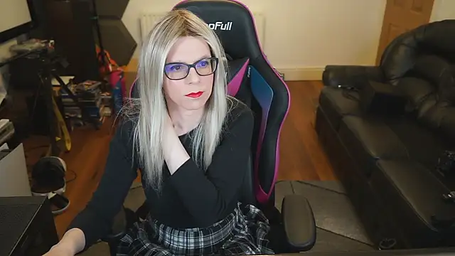 Snapshot of KelseyCobalt chatting on 01/02/25, 10:55 KelseyCobalt online show from 01/02/25, 10:55