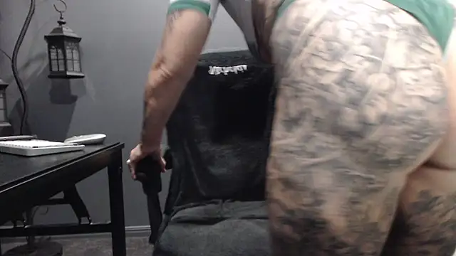 poisonivyx online show from 02/20/26, 01:02