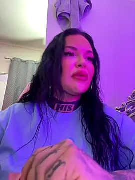  MelinaCurves  online show from 11/30/25, 08:02