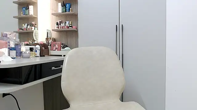 Hanako love online show from 03/30/26, 03:57