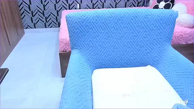 Snapshot of Toyota_Motor_Corporation chatting on 11/11/25, 11:16 Toyota Motor Corporation online show from 11/11/25, 11:16