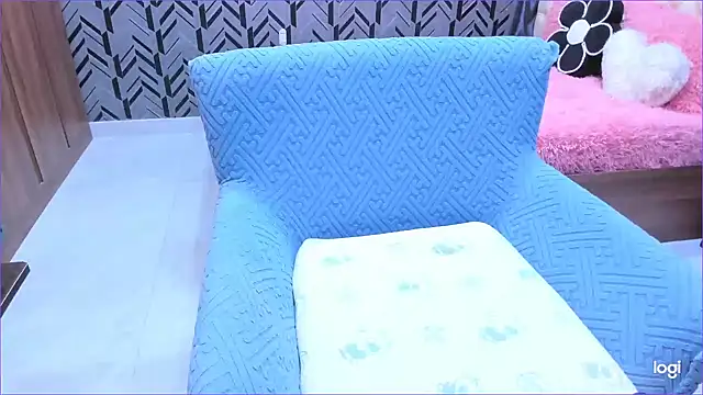 Snapshot of Toyota_Motor_Corporation chatting on 11/20/25, 11:15 Toyota Motor Corporation online show from 11/20/25, 11:15