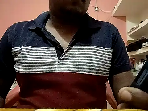 Snapshot of Aneesh007m chatting on 10/25/25, 08:22 Aneesh007m online show from 10/25/25, 08:22