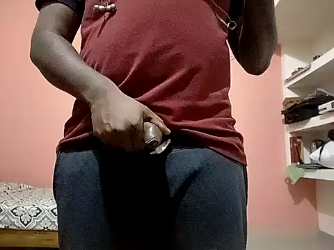 Snapshot of Aneesh007m chatting on 10/26/25, 06:58 Aneesh007m online show from 10/26/25, 06:58