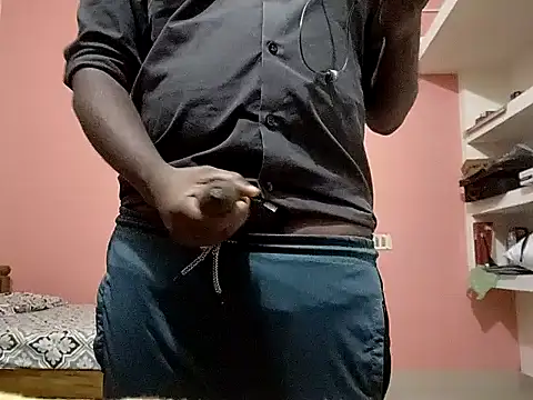 Snapshot of Aneesh007m chatting on 10/30/25, 05:57 Aneesh007m online show from 10/30/25, 05:57