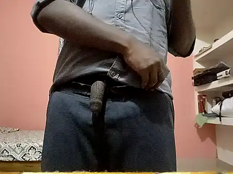 Snapshot of Aneesh007m chatting on 11/07/25, 04:51 Aneesh007m online show from 11/07/25, 04:51