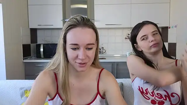 Naughty Alice online show from 09/19/25, 06:04