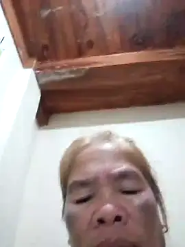 sexylizzy4u online show from 01/28/25, 04:52