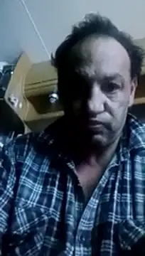 Snapshot of ExoticCarpark chatting on 10/23/25, 06:28 ExoticCarpark online show from 10/23/25, 06:28