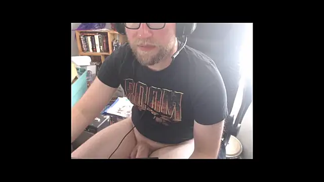 dragonhammer42 online show from 05/20/26, 07:42
