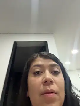 emilyjohanson online show from 04/23/26, 06:32