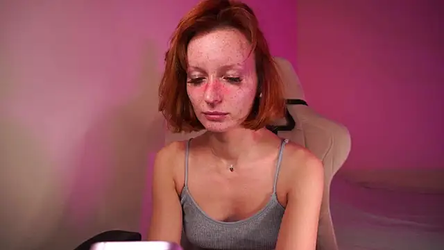 Liuba Fox online show from 10/29/25, 06:42