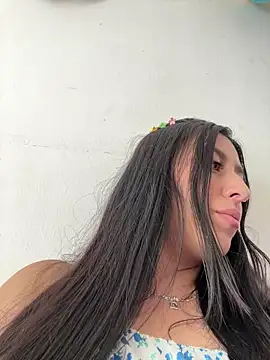 Sofhi corolinne31 online show from 03/01/25, 09:04