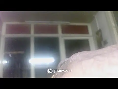 Snapshot of jikh13 chatting on 06/12/26, 06:45 jikh13 online show from 06/12/26, 06:45