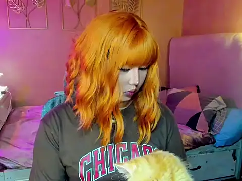 HOTnWILDalice online show from 10/03/25, 04:20