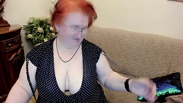 leiamillersonn online show from 02/02/26, 06:06