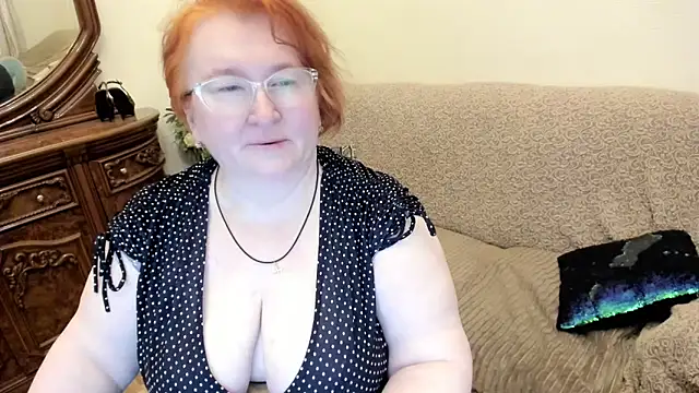 leiamillersonn online show from 05/18/26, 06:03