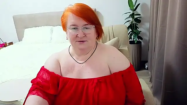 leiamillersonn online show from 07/07/26, 07:51