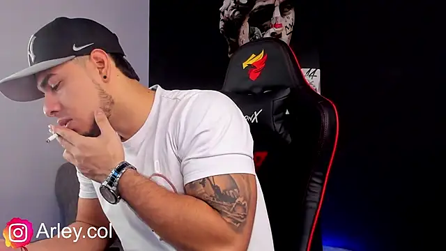 Dimitri Colleman online show from 12/05/24, 04:23