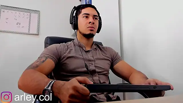 Dimitri Colleman online show from 12/15/24, 02:30