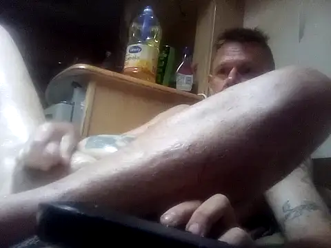 Snapshot of Skody31 chatting on 12/30/24, 10:01 Skody31 online show from 12/30/24, 10:01