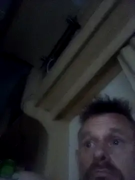 Snapshot of Skody31 chatting on 12/31/24, 10:15 Skody31 online show from 12/31/24, 10:15