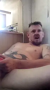 Snapshot of Skody31 chatting on 02/12/25, 04:23 Skody31 online show from 02/12/25, 04:23