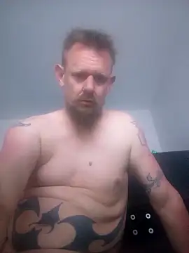 Snapshot of Skody31 chatting on 11/29/25, 06:49 Skody31 online show from 11/29/25, 06:49