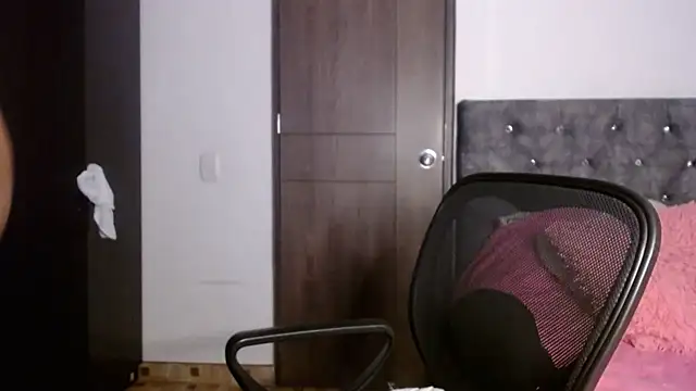 ZAHI WILLX online show from 01/05/26, 10:35