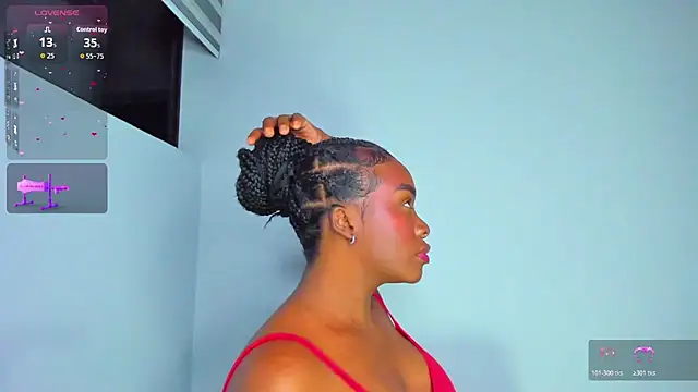 Sofi Smiley online show from 03/03/26, 05:13